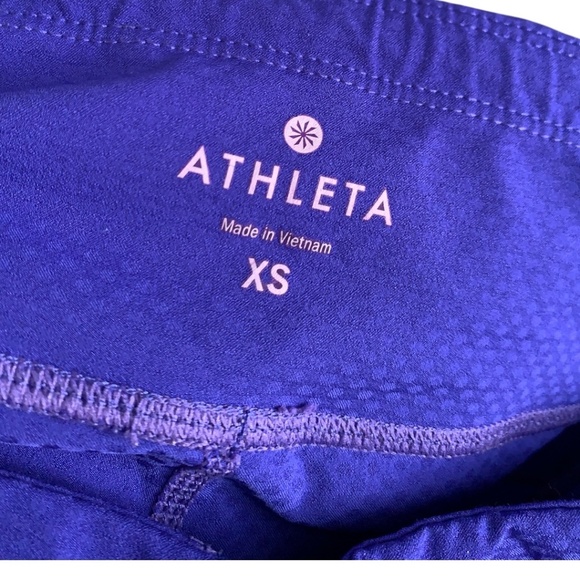 Athleta Women's Sonar Active Leggings XS Reflective Capri Back/Side Pockets - Picture 6 of 10